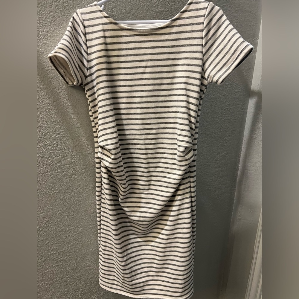 Pinkblush white/gray stripe fitted maternity dress size small
